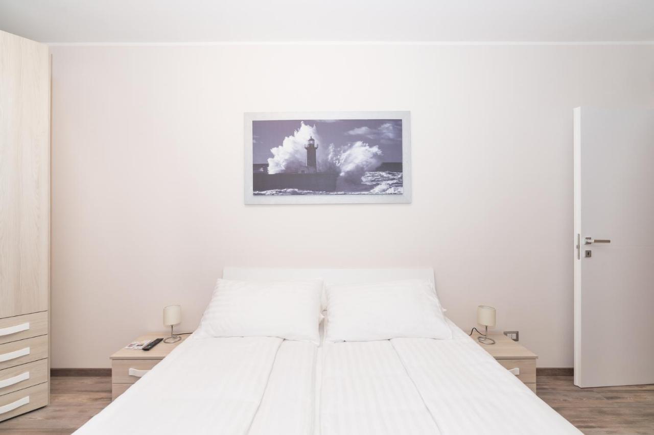 La Dimora Nel Borgo Apartment Виторкиано Екстериор снимка